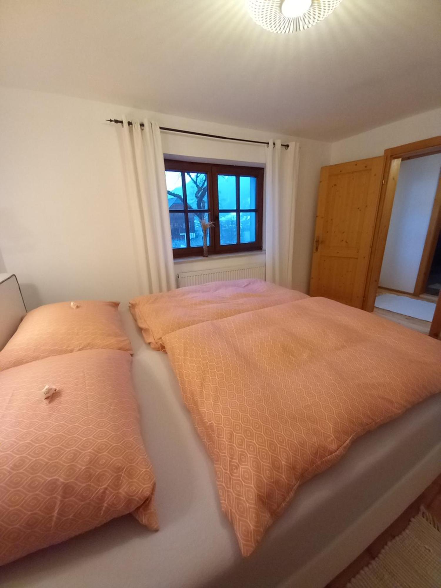 S'Rastl Direkt Mit Bergpanorama Apartment Grundlsee Bagian luar foto