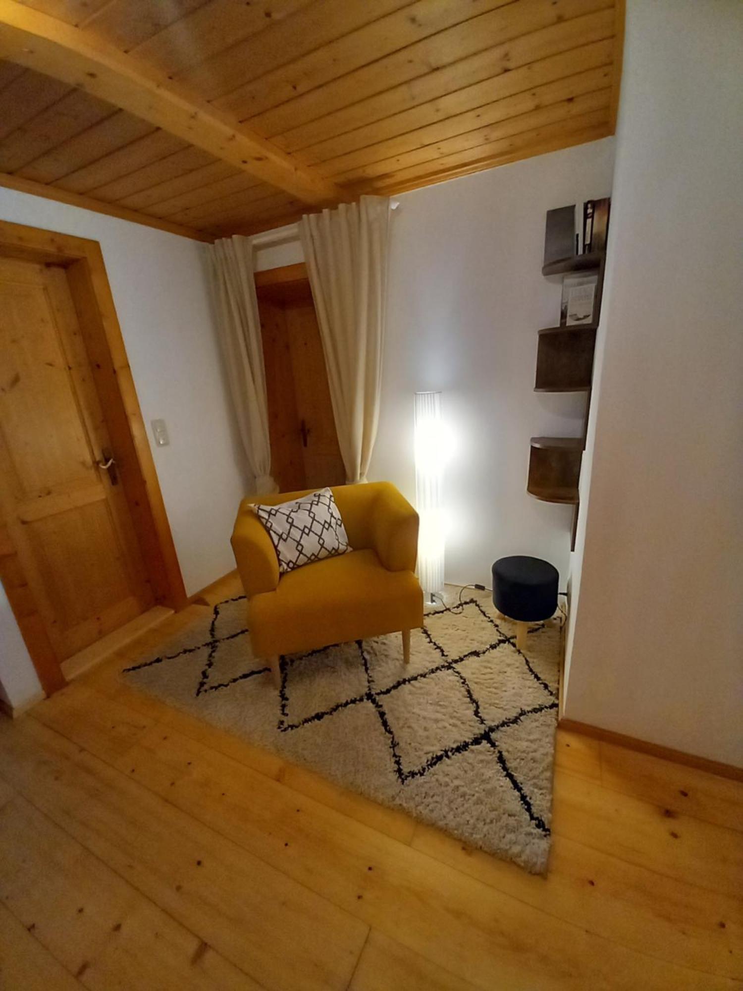 S'Rastl Direkt Mit Bergpanorama Apartment Grundlsee Bagian luar foto